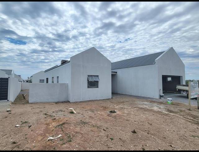 3 BEDROOM HOUSE FOR SALE IN LAAIPLEK